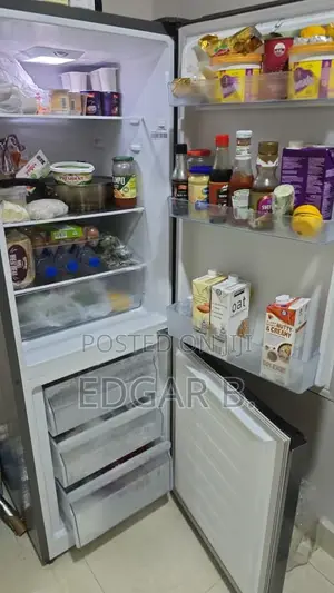 Hisense Refrigerator/Freezer 225L Inverter