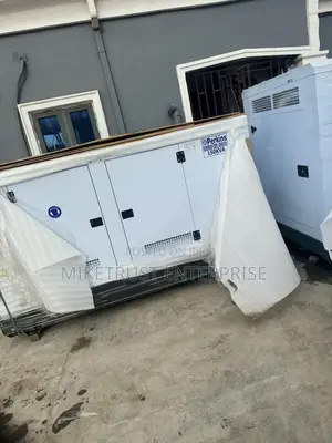 150Kva Perkins Diesel Soundproof Generator With