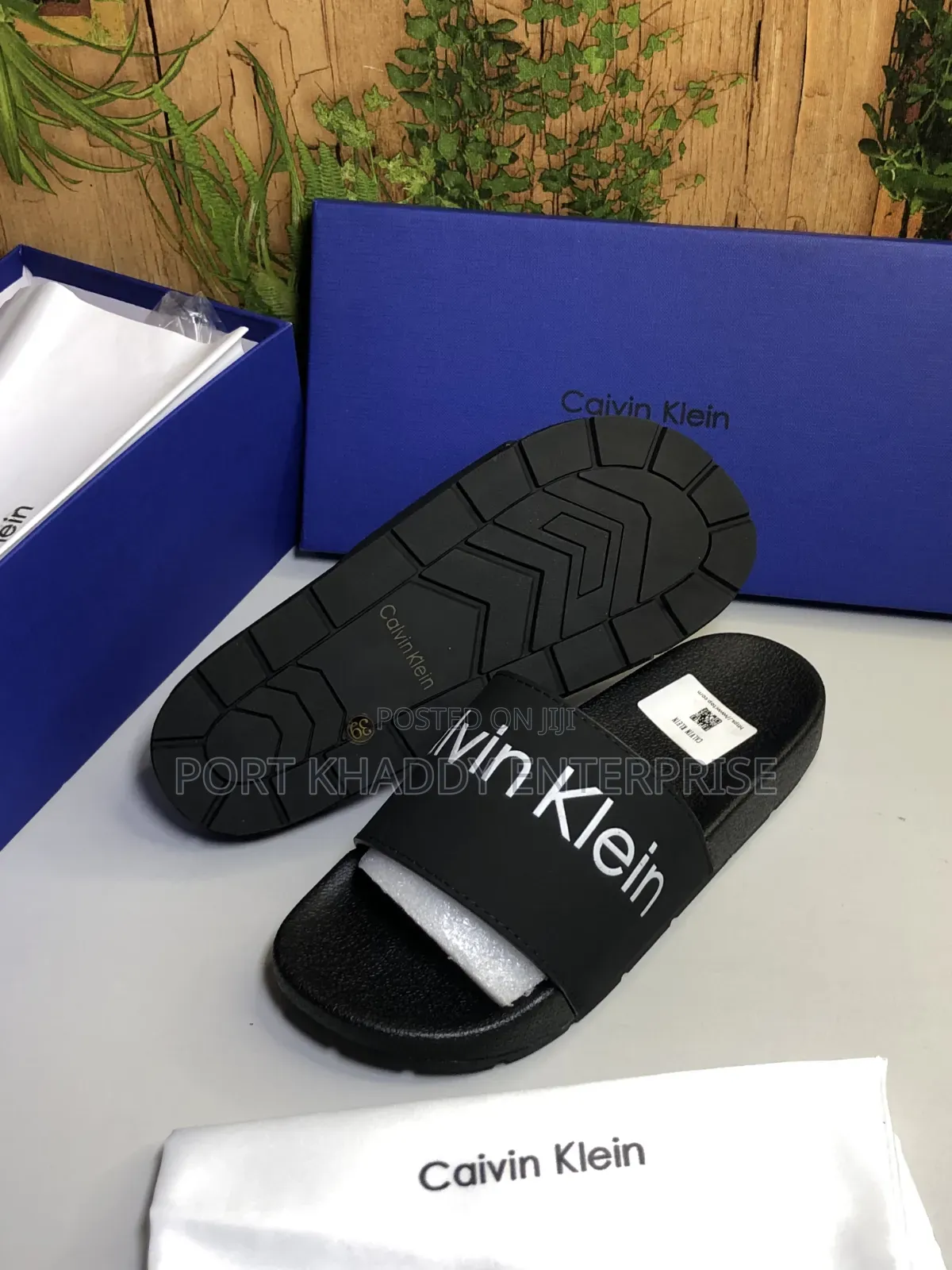 Calvin Klein Print Slide