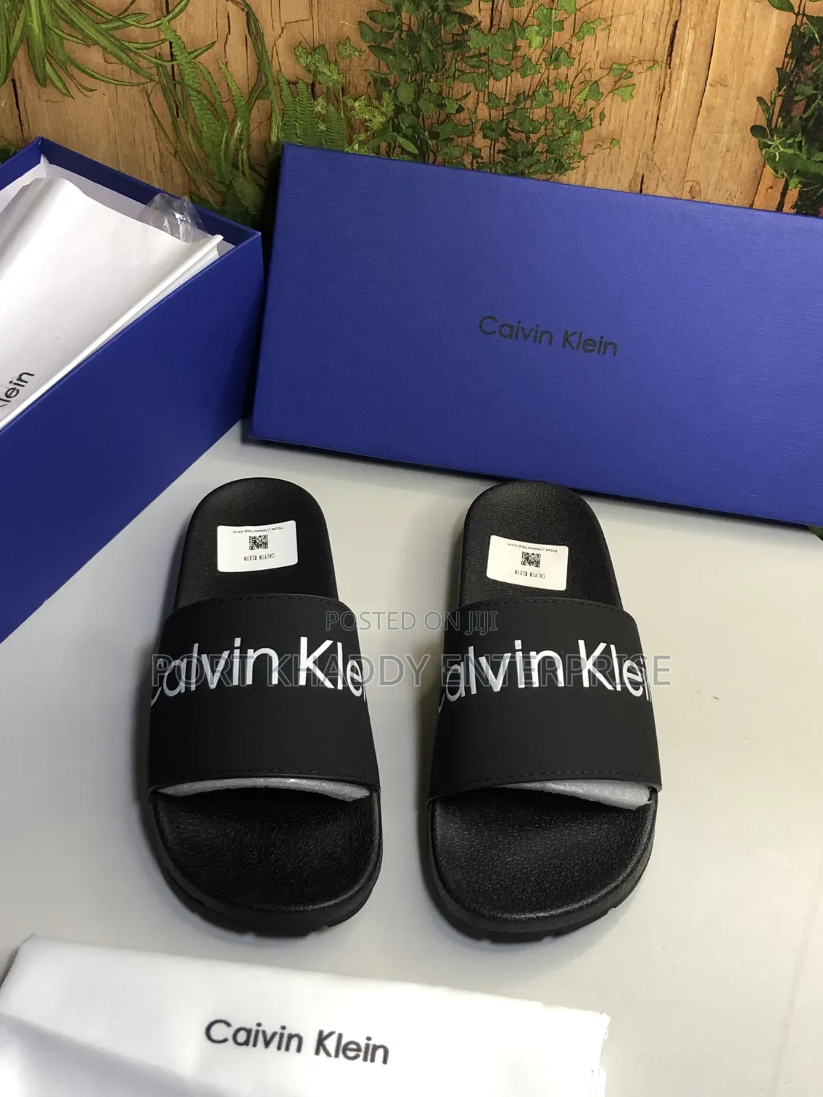 Calvin Klein Print Slide