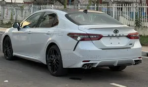 Toyota Camry XSE 2023 White