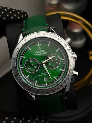Omega Speedmaster Chronograph Wristwatch for High Status Men