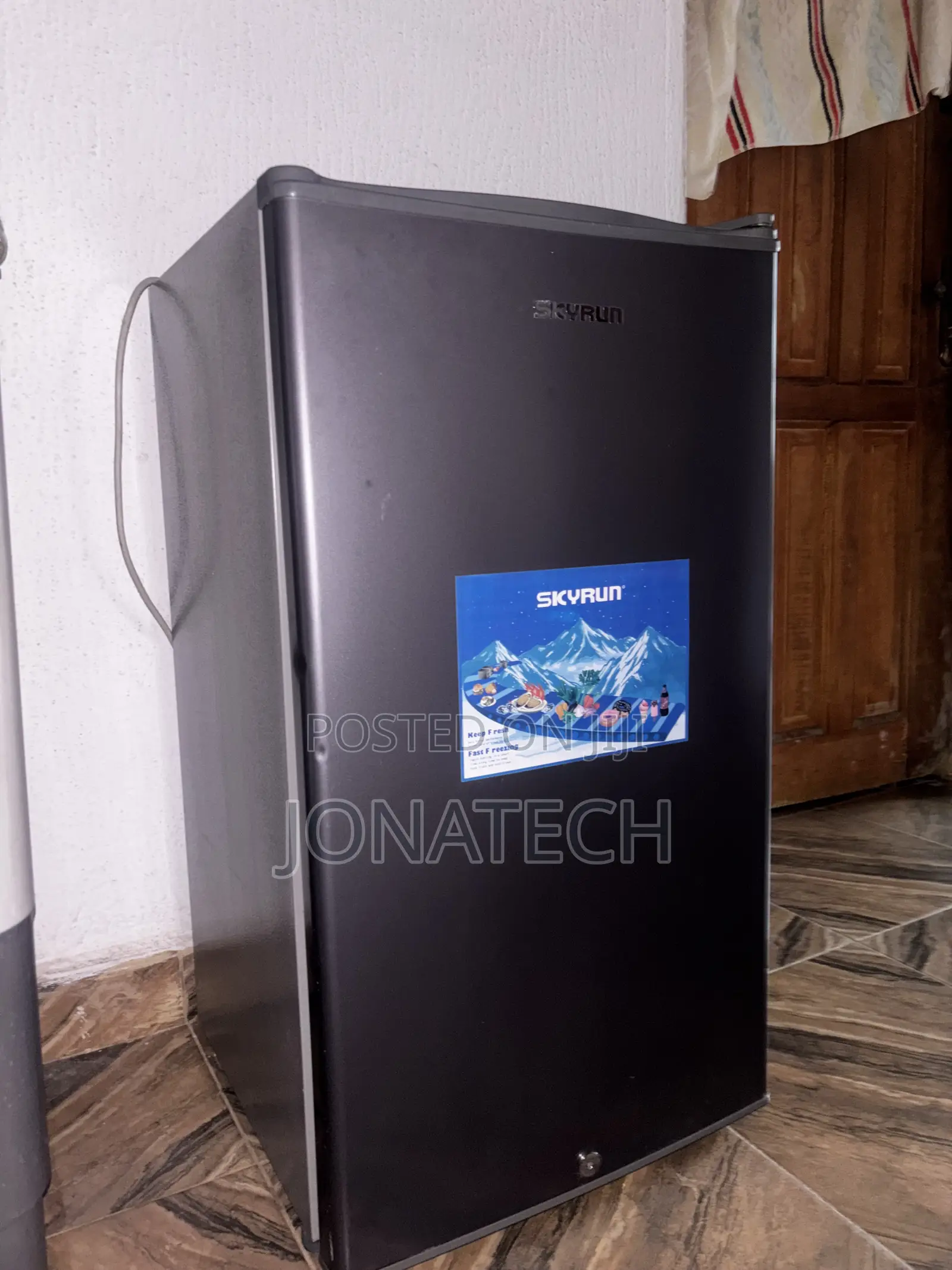 Hisense Side Door Fridge