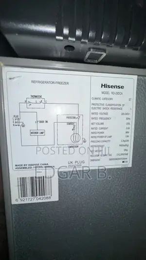 Hisense Refrigerator/Freezer 225L Inverter
