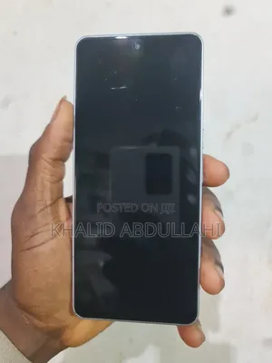 Tecno Camon 19 128 GB Silver