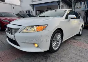 Lexus ES 350 FWD 2014 White