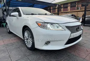 Lexus ES 350 FWD 2014 White