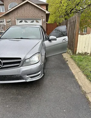 Mercedes-Benz C250 2012 Gray