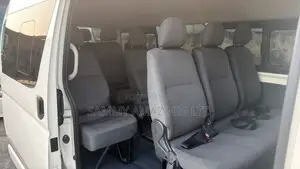 Toyota HiAce 2015 White