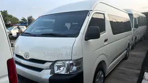 Toyota HiAce 2015 White