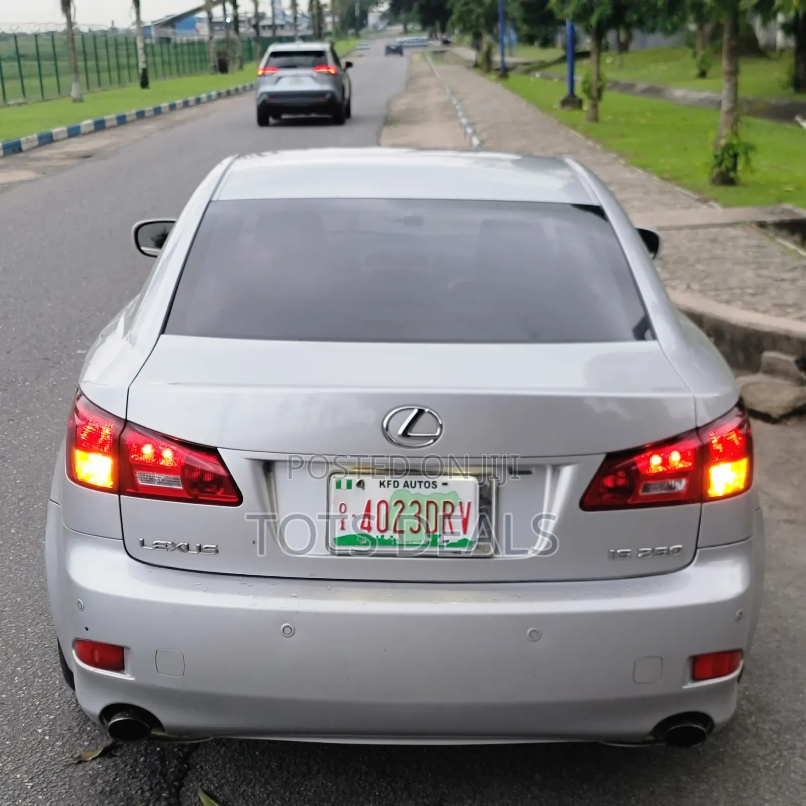 Lexus IS 250 Automatic 2010 Silver