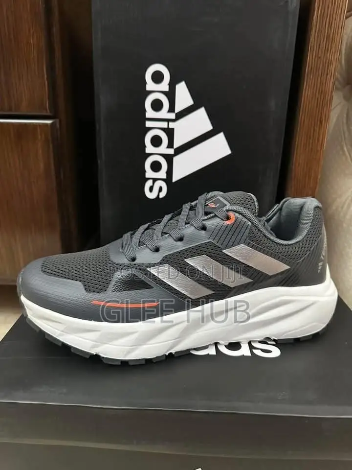 Adidas Quality Sneakers