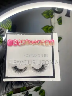 Beauty Combo Set- Press on Nails and Lashes