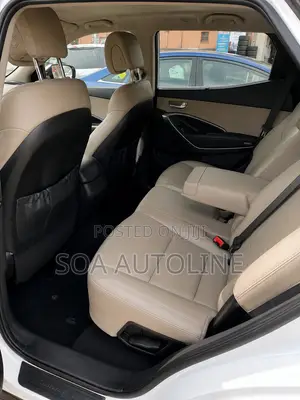 Hyundai Santa Fe 2016 White