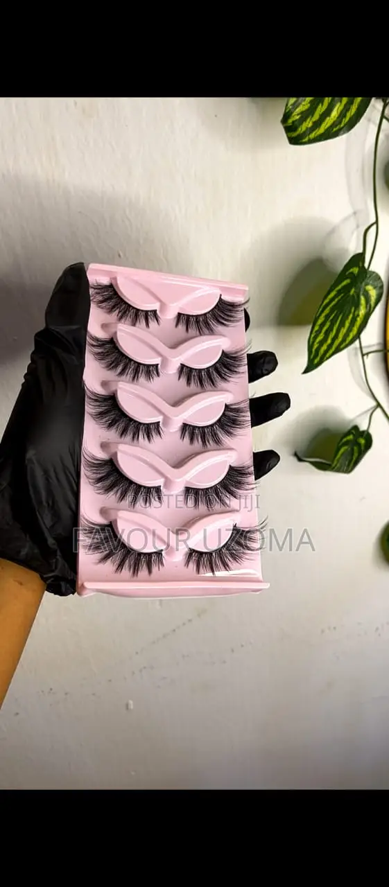 Full Set Strip Lashes