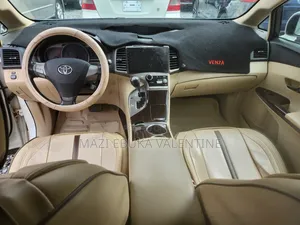 Toyota Venza 2010 White