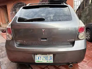 Pontiac Vibe 1.8L 2009 Gray