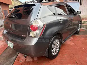 Pontiac Vibe 1.8L 2009 Gray