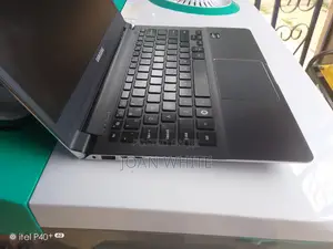Laptop Samsung NP300E5A 4GB Intel Core i5 SSD 128GB