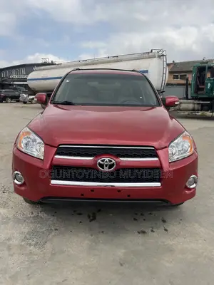 Toyota RAV4 2010 Red