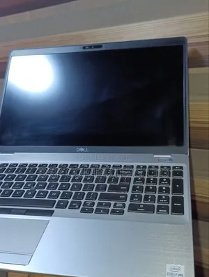 Laptop Dell Latitude 5510 16GB Intel Core i7 SSD 256GB