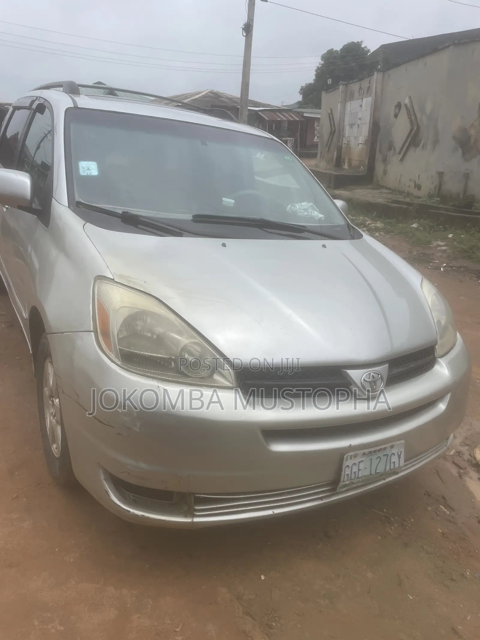 Toyota Sienna 2005 Silver