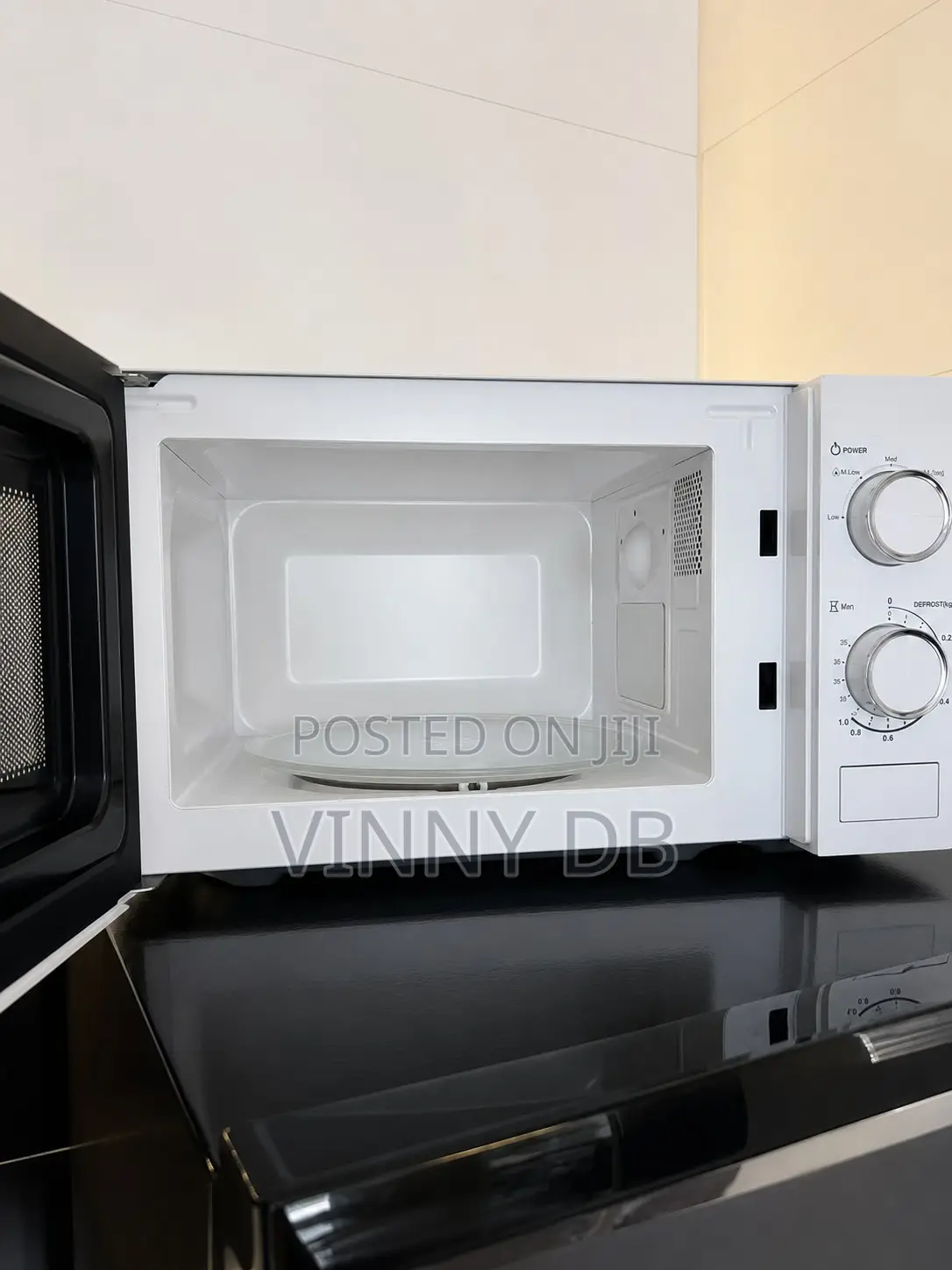 Hisense 20L Microwave Oven