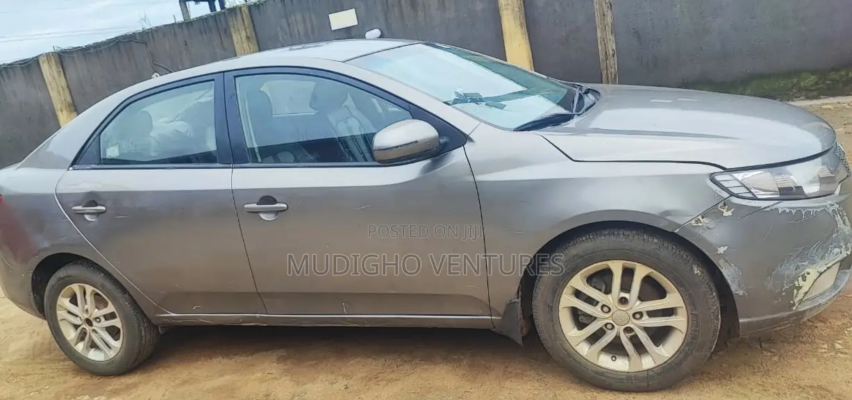 Kia Cerato 2010 Gray