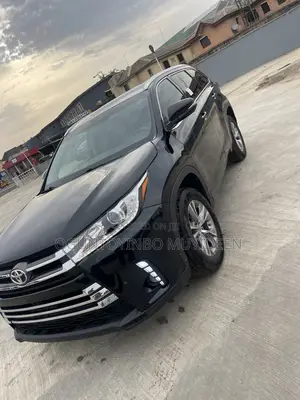 Toyota Highlander 2015 Black
