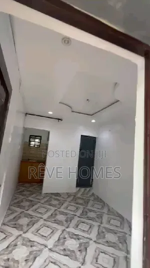 Studio Apartment in Shomolu / Shomolu for rent