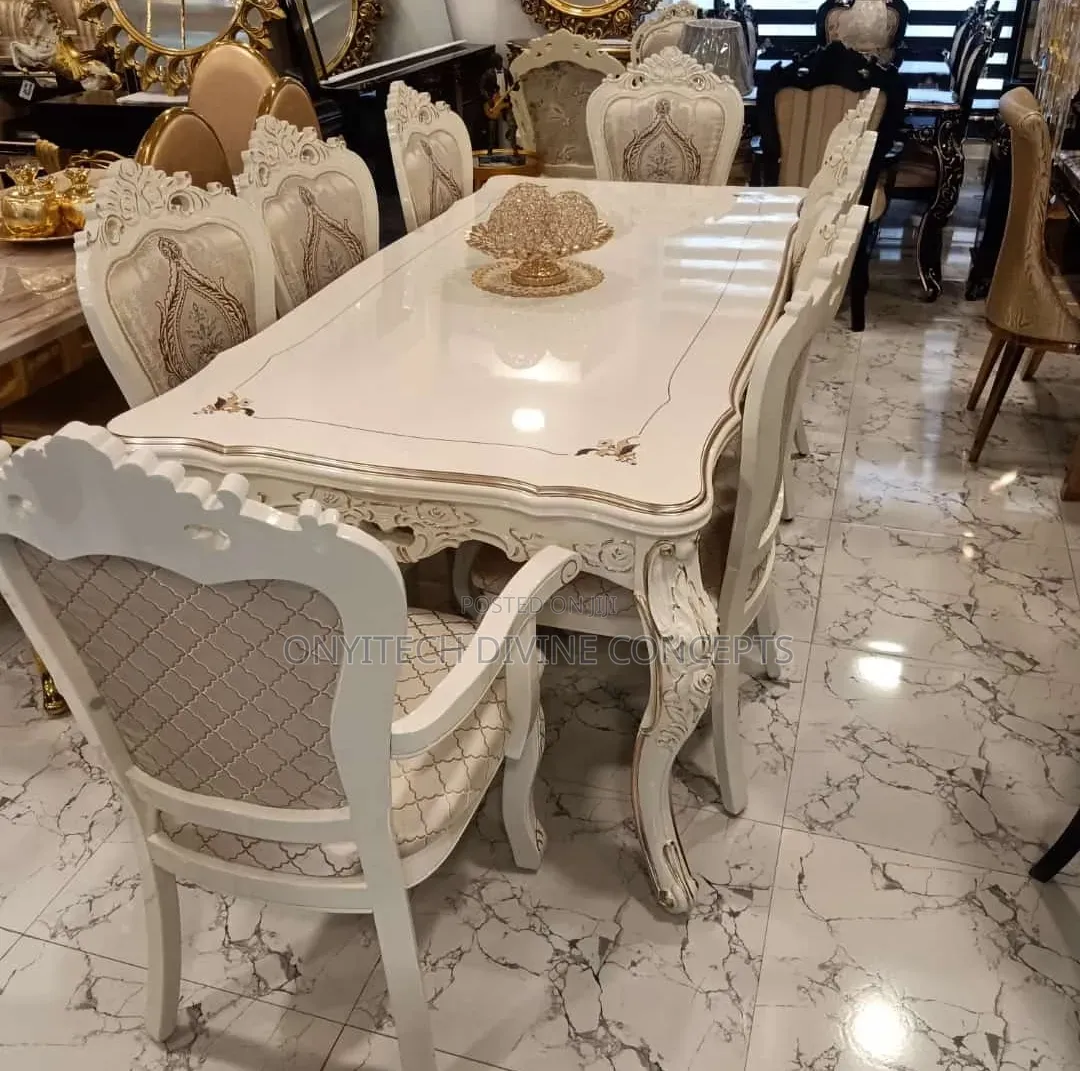 Royal Dining Set 8 Seaters