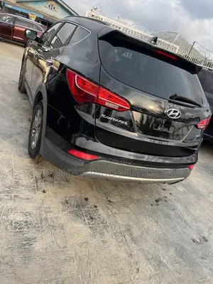 Hyundai Santa Fe 2015 Black