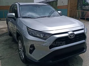 Toyota RAV4 2020 Silver