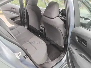 Toyota Corolla LE 2022 Blue
