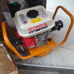 Honda Engine Poker Concrete Vibrator