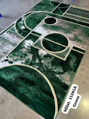 7×10 Center Rug