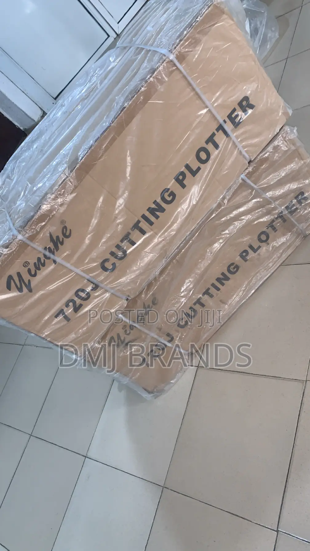 Brand New Yinghe 2ft Cutting Plotter