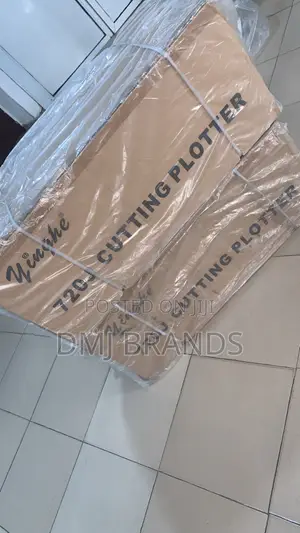 Brand New Yinghe 2ft Cutting Plotter