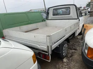 Volkswagen Transporter 2004 White