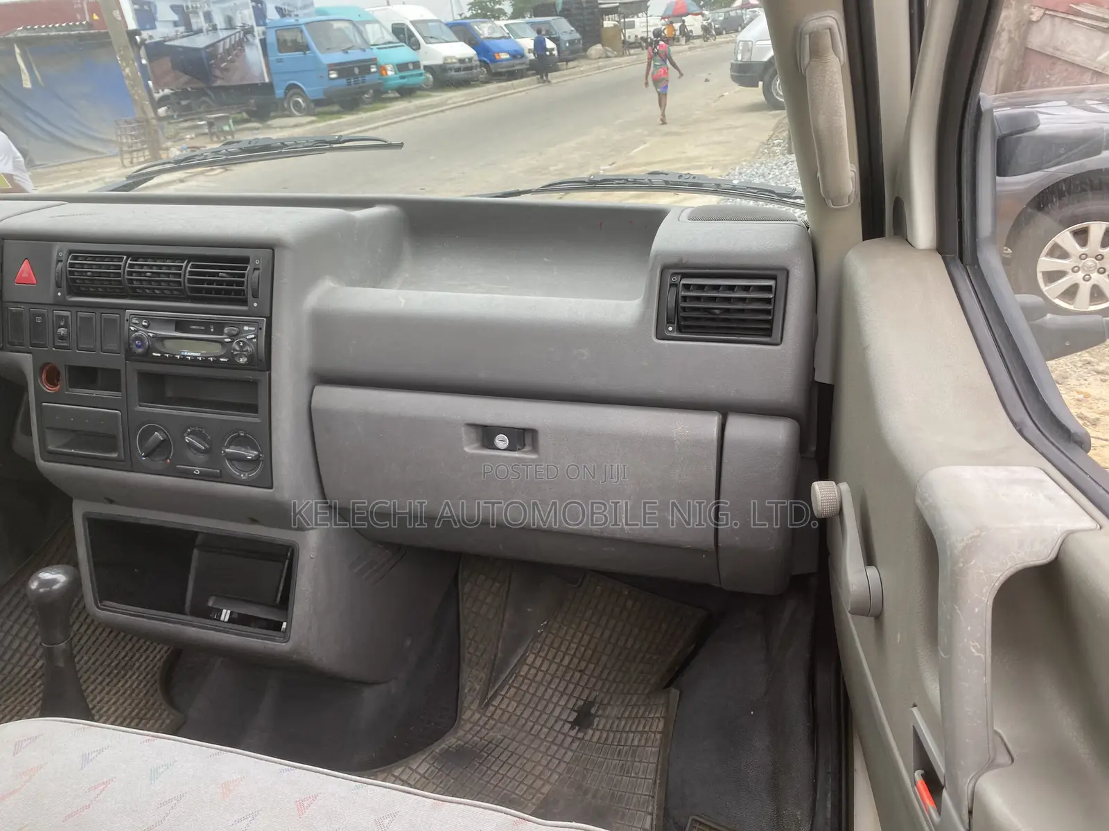 Volkswagen Transporter 2004 White