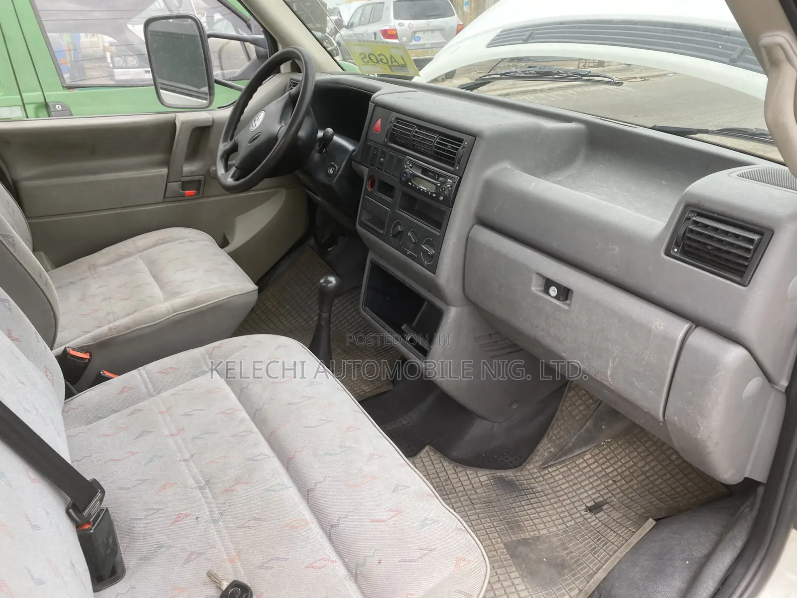 Volkswagen Transporter 2004 White