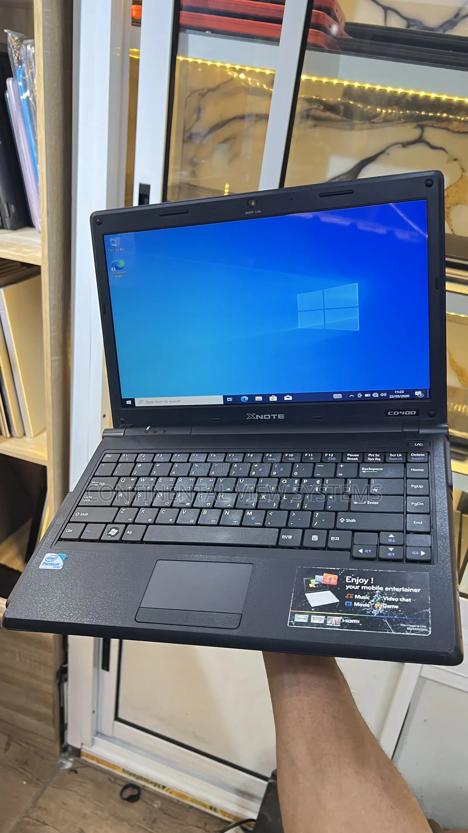 Laptop LG 4GB Intel Pentium HDD 250GB