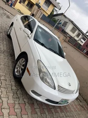 Lexus ES 330 Sedan 2004 White