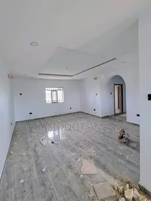 3bdrm Apartment in Shelter Afrique Ext, Uyo for rent