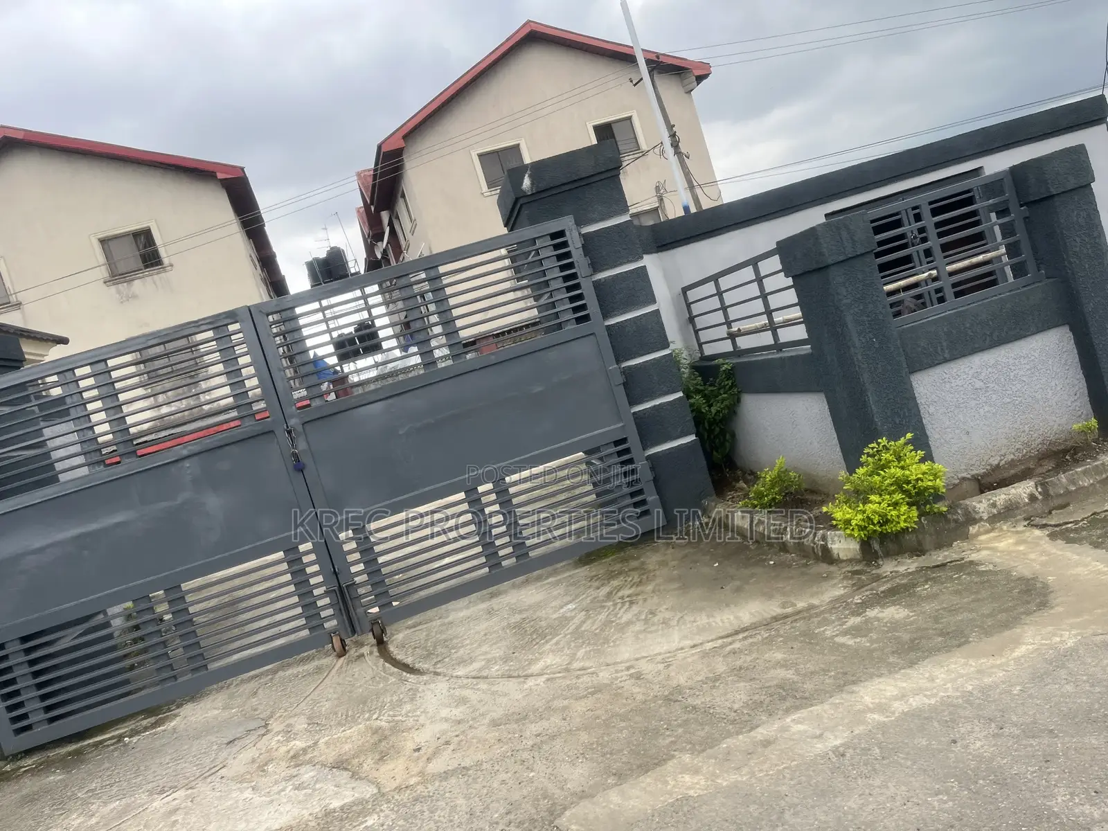 5bedroom Fully Detached Duplex at Rumuodara