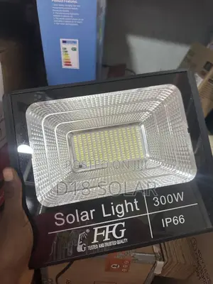 3 Eyes Solar Street Light 300w