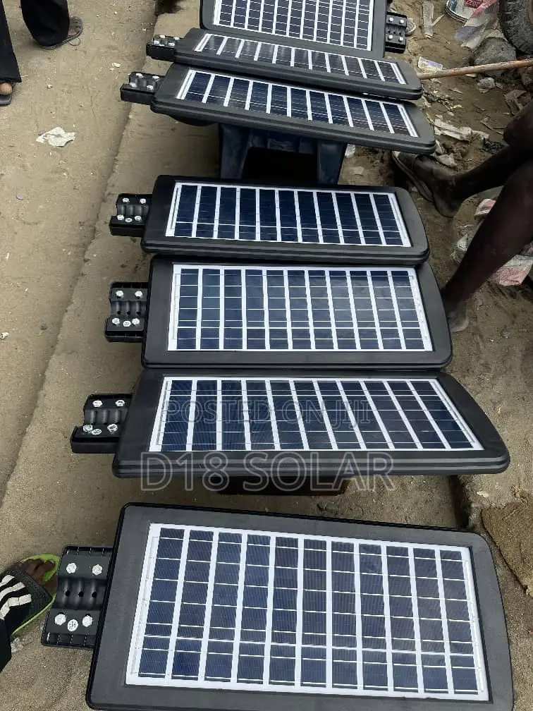 3 Eyes Solar Street Light 300w
