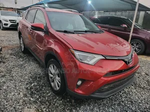 Toyota RAV4 2015 Red