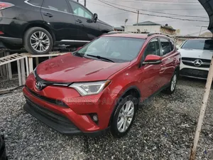 Toyota RAV4 2015 Red