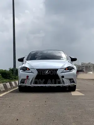 Lexus IS 300 AWD 2017 White
